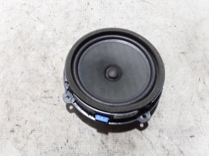   Rear side door speaker 