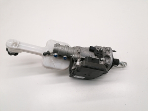 Tesla Model X X (2015–2026) Brake master cylinder 1045523-00-C - 3