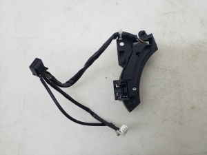 TOYOTA Previa (2000–2006) Steering wheel switch 8424758010 - 2