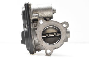  Accelerator valve 