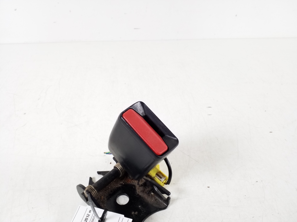 VOLVO V60 1 generation (2010-2020) Boucle de siège arrière droit 31250659 20611644