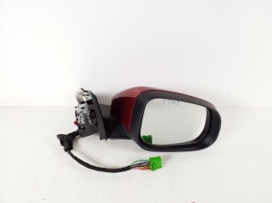   Side mirror and its details 