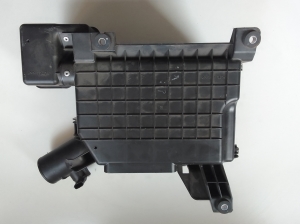  Air filter housing 