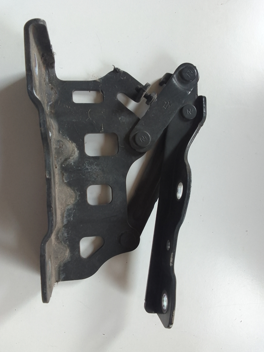 Kia Sportage (2016–2021) Hood hinge QLLH