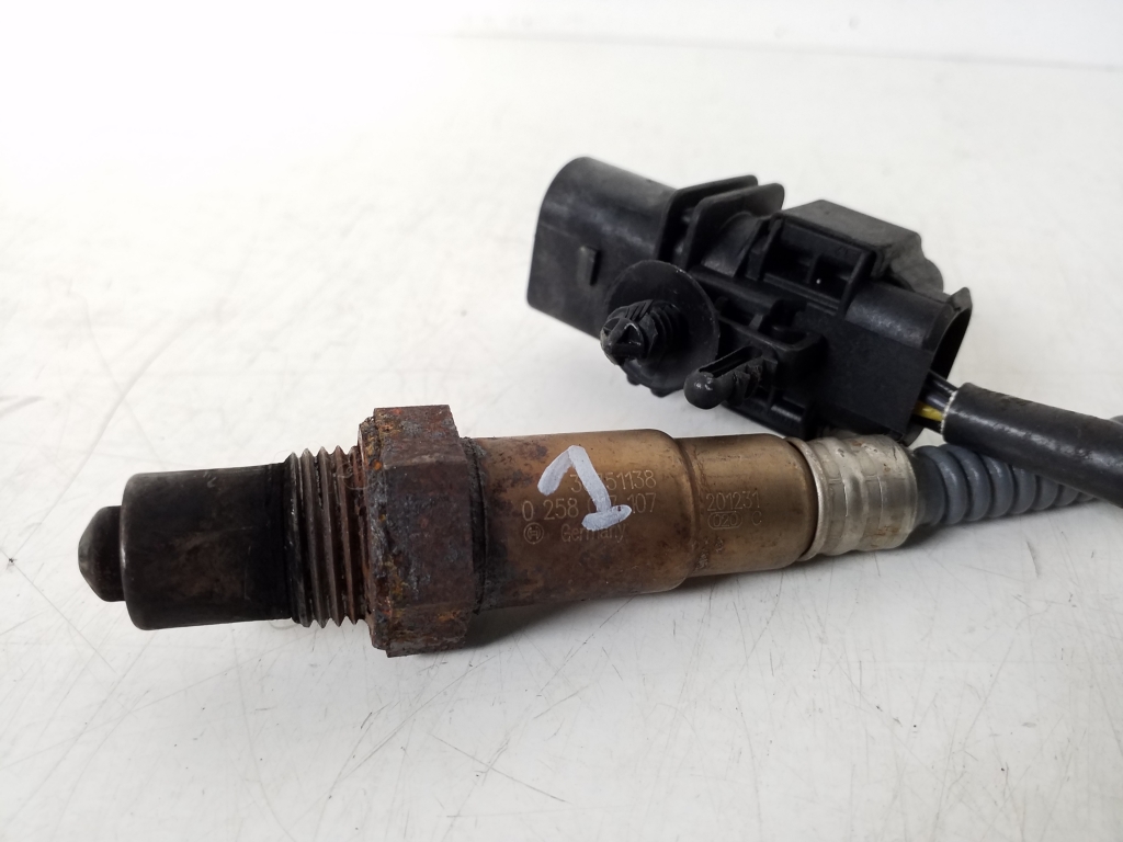 VOLVO V60 1 generation (2010-2020) Sonde à oxygène lambda 30751138 20659139