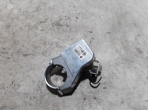  Steering wheel locking mechanism 