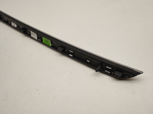 Mercedes Benz S-Class 221 (2005–2013) Esiukse polstri ilupaneel A2217206822 - 2