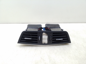 Dashboard air vent grilles - A2078300054