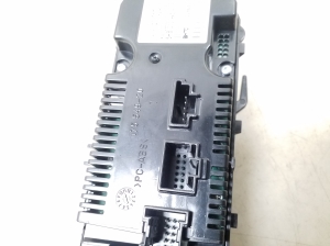 Mercedes Benz A-Class 176 (2012–2018) Heater control panel A2469008215 - 5