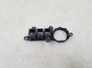 RENAULT Alaskan (2017–2026) Sonstiger Halter 682UU4KJ0A - 2