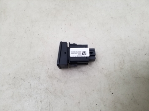 Kia ceed (2012–2018) Warnblinkschalter 93790A2000 - 4