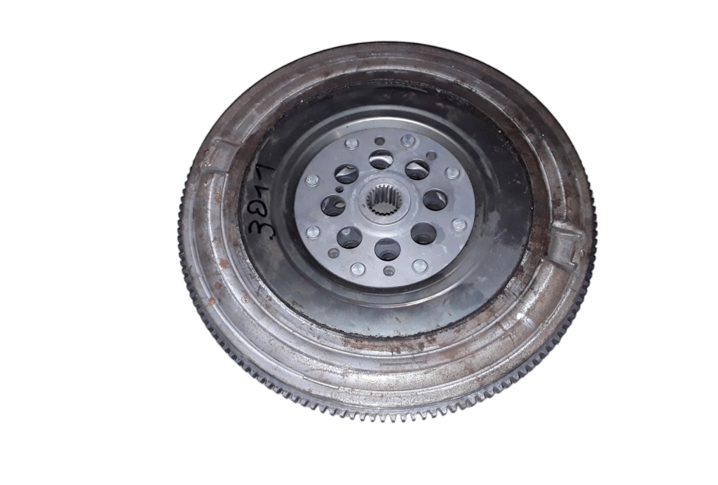MERCEDES-BENZ C-Class W205/S205/C205 (2014-2023) Маховик UFT600,0GT600 27606256