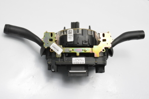 Volkswagen Touareg I (2002–2010) Turn signal switch - 4