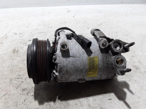  Air conditioner compressor 