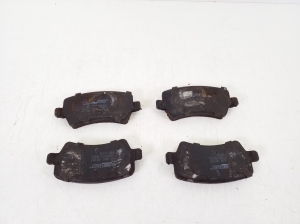  Rear brake pads 