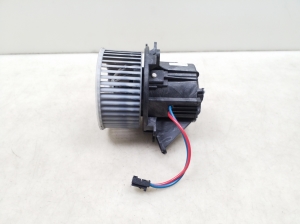  Cabin shoulder motor 