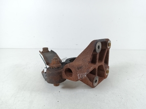  Front axle bracket 