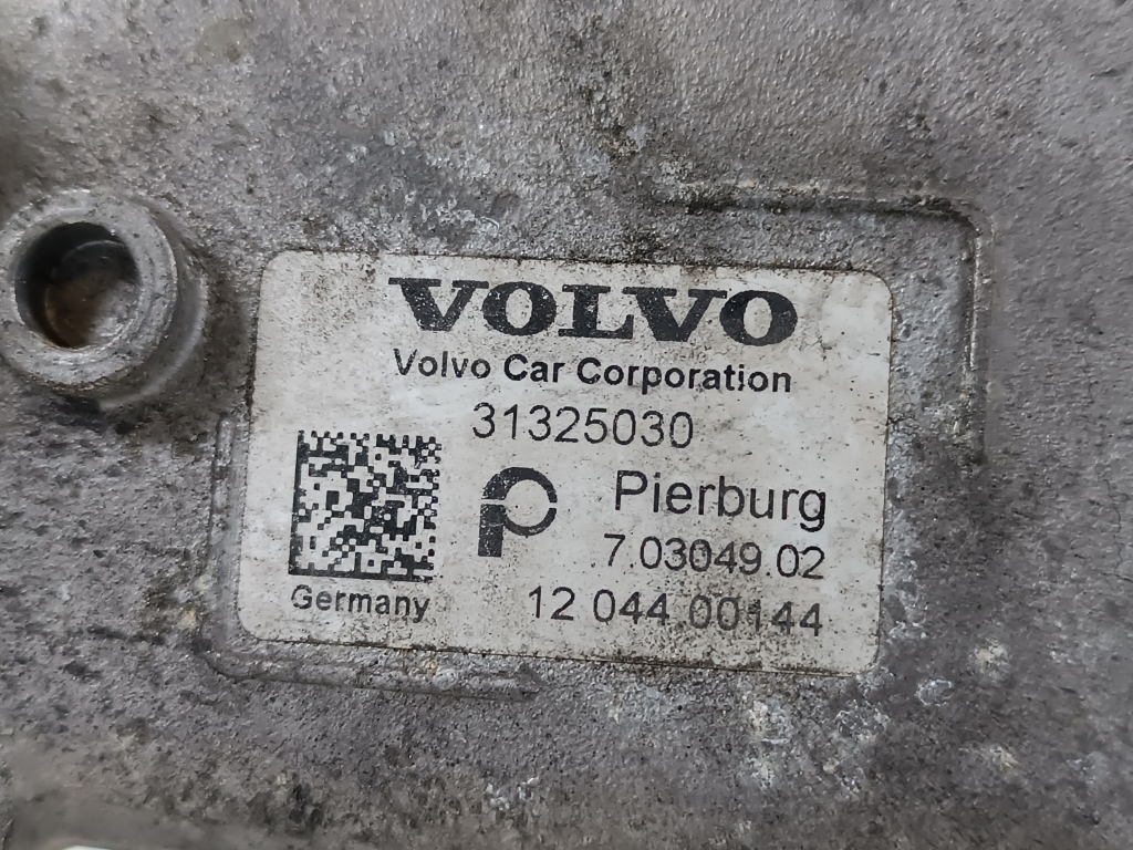 VOLVO V60 1 generation (2010-2020) Охладитель Eгр 31325030 20812431