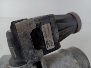  EGR valve 