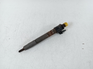   Fuel injector 