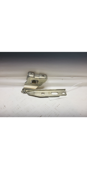 AUDI A4 B8 (2007–2016) Hood hinge 8K0823302D - 2