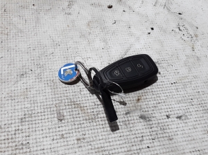  Ignition key 