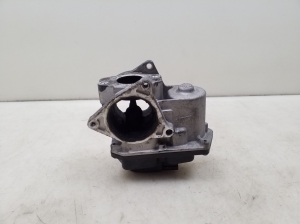  EGR valve 