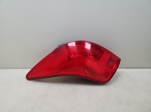 Rear corner light