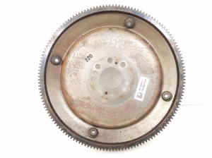   Clutch flywheel 