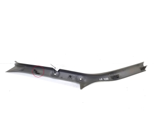 Ford Ranger (2006–2011) Priekšējā statņa iekšējā apdare pie stikla 6L5410025A82BCW - 2