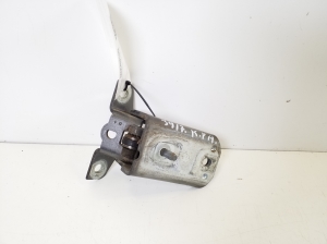 Ford Ranger (2006–2011) Front door lower hinge - 2
