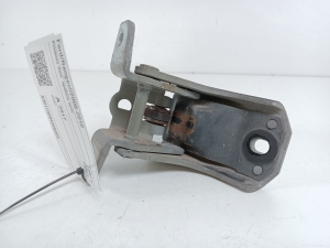 Ford Ranger (2006–2011) Front door lower hinge - 3