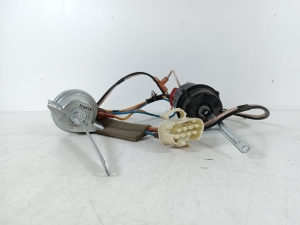  Interior shoulder valve motor 