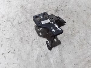 Volkswagen Transporter T5 (2003–2015) Hood latch 7H0823480C - 2