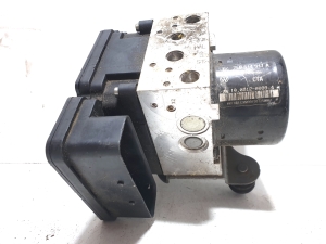 Volkswagen Touareg I (2002–2010) ABS Steuergerät 7L0907379L - 2