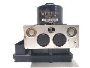 Volkswagen Touareg I (2002–2010) ABS Steuergerät 7L0907379G - 2