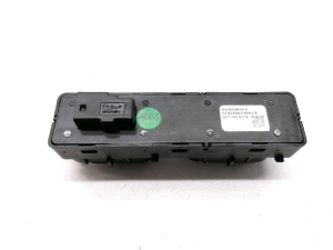 Tesla Model Y Y (2020–2026) Other switch 1493286-00-A - 3