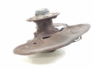Mercedes Benz E-Class W207 (2009–2017) Radnabe Vorderrad A2043320201 - 3