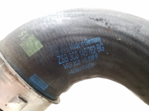 Volkswagen Passat B6 (2005–2010) Intercooler hose 3C0145762BG - 4