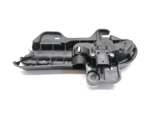 Tesla Model 3 3 (2016–2024) Front door exterior handle 1081832-00-H - 4