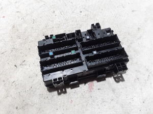  Fuse blocks 