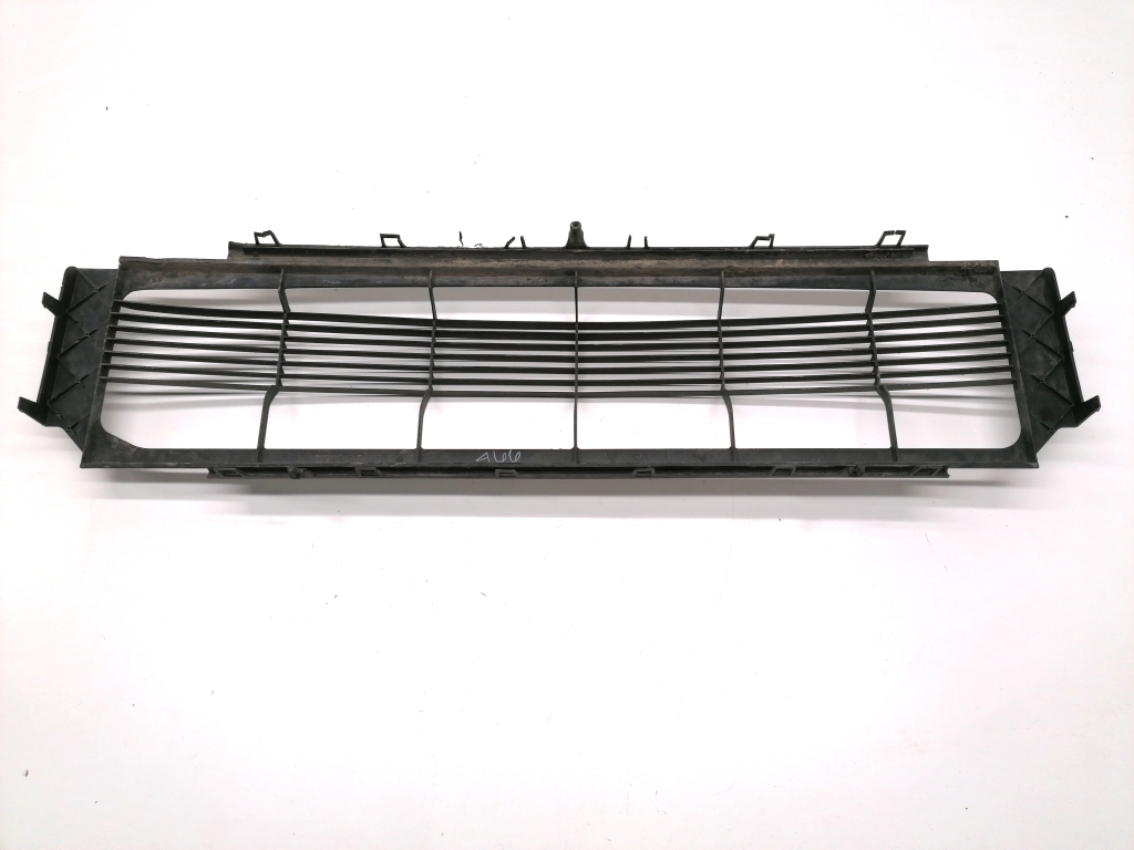 TESLA Model S 1 generation (2012-2024) Front Bumper Lower Grill 1058022-00-B 21233318