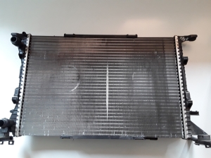   Dzesēšanas radiators 