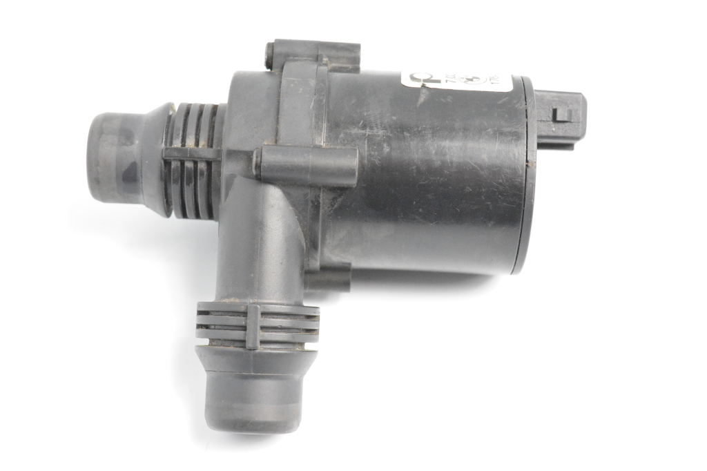 Used BMW X5 Water pump 6955122