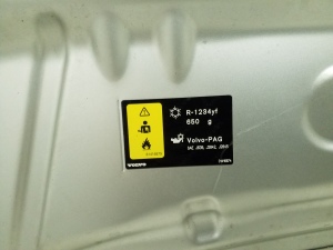 VOLVO V90 (2016–2026) Hood 31386635 - 3