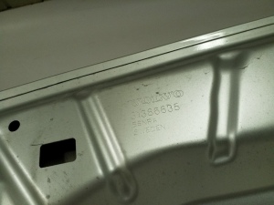 VOLVO V90 (2016–2026) Hood 31386635 - 4