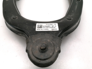 Tesla Model 3 3 (2016–2024) Eesmine õõtshoob 1044321-00-g - 3