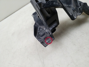Volkswagen Golf VII (2012–2026) Rear bumper bracket 5G9807393A - 2