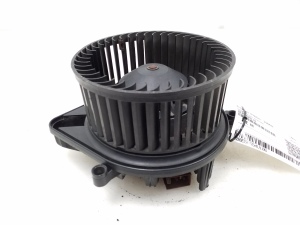 Heater blower motor - 8E2820021B 