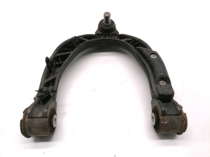 Tesla Model 3 3 (2016–2024) Front control arm 1044321-99-H - 2